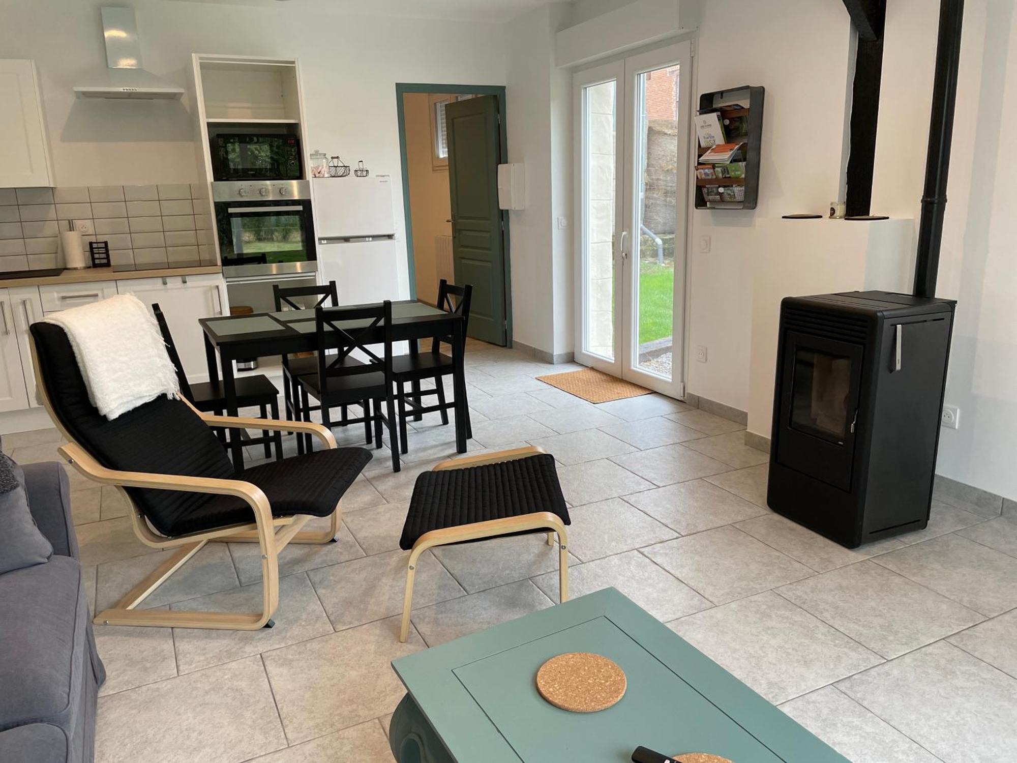 Aux Fines Bulles Gite Et Chambres D Hotes Neuve-Maison Exteriér fotografie